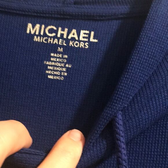 🎉Last one left 🎉Micheal KORS Sweater 🎀 - Picture 4 of 8